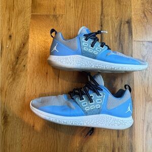 Unc team issued trainer